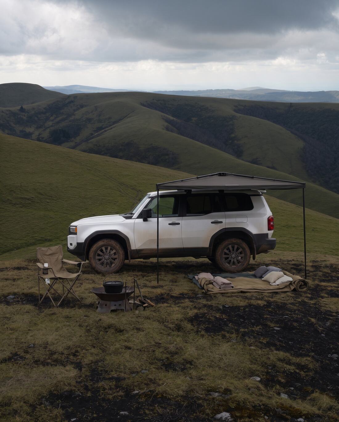 Dustline Overland demo, Prado with 270 awning, frame 1